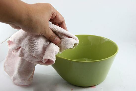 Evdeki ütü nasıl temizlenir? Basit İpuçları