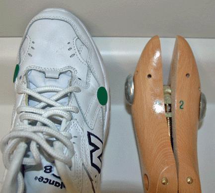 Evde ayakkabılarını nasıl gerdirilir - işe yarayan ipuçları!