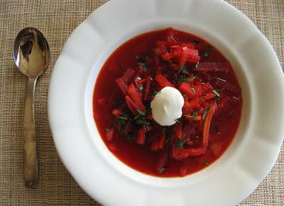 Kış için borscht için lezzetli ve aromatik pancar: nasıl pişirilir?