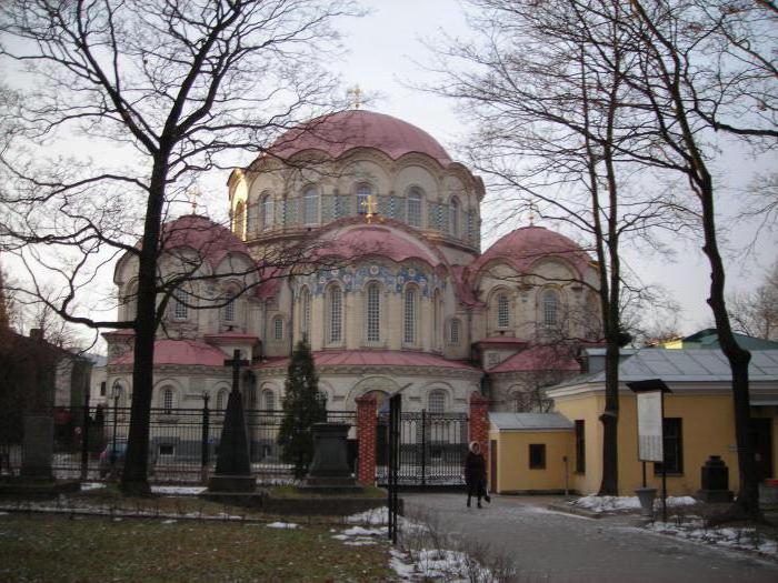 St. Petersburg Novodevichie mezarlığı