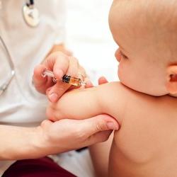 Pnömokok aşısı ne için kullanılır ve hangi komplikasyonlara neden olur?